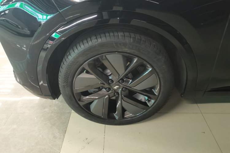 Used Li Auto L9 2022 Max model