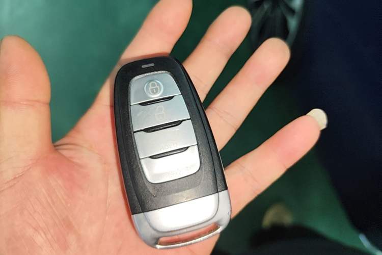 Used Hongqi H5 2020 1.8T Automatic Smart Connect Flagship Edition