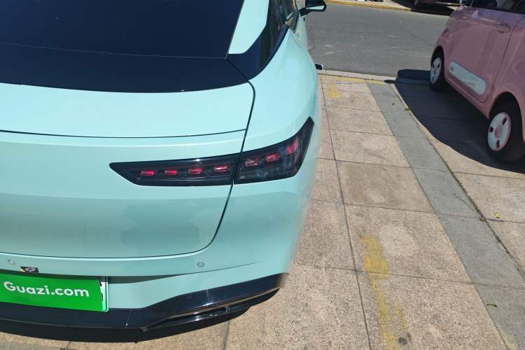 Used Hyptec GT 2023 560 Rear-Drive Seven-Wing Edition Right Rear Taillight