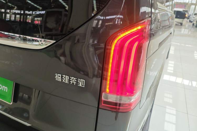 Used Mercedes-Benz V-Class 2021 V 260 Prestige Edition
