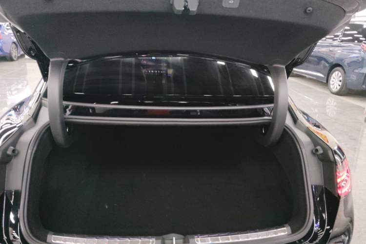 Used Hima Stelato S9 2024 All-Electric Max Rear-Drive Long-Range Version
