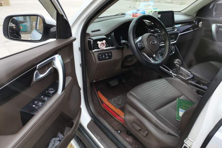 Used Kia Sportage R 2019 2.0L Automatic Smart Luxury Edition Driver Seat