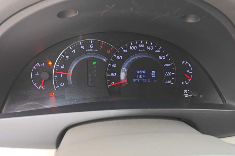 Used Toyota Camry 2013 200G Classic Luxury Edition