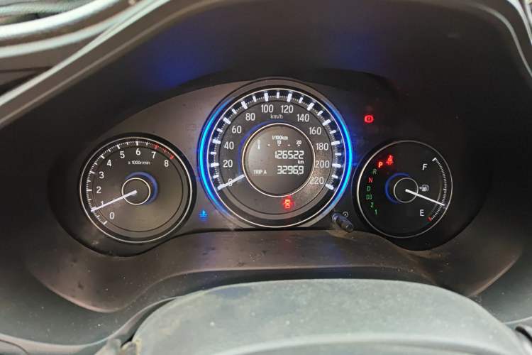 Used Honda Crider 2013 1.8L automatic luxury edition
