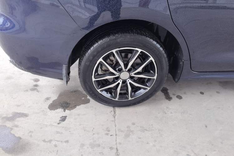 Used BYD Song MAX 2017 1.5T Automatic Smart Connect Luxury 7-Seater
