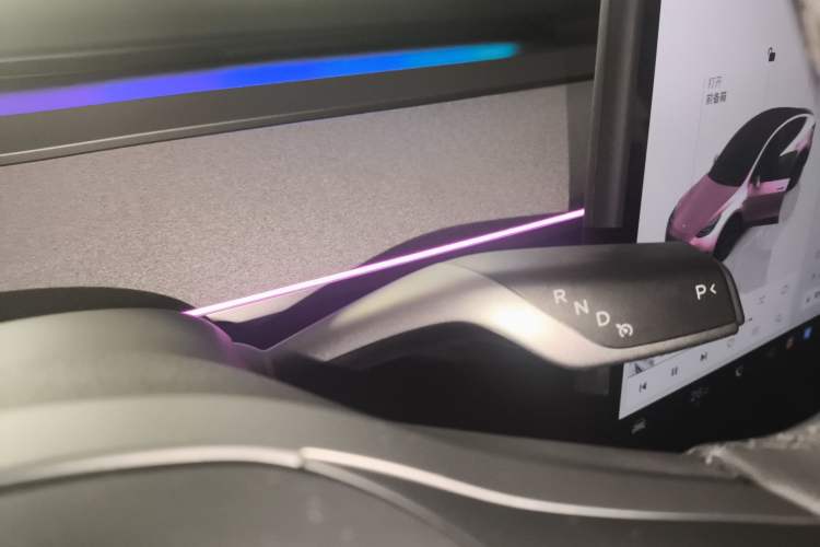 Used Tesla Model Y 2024 Rear-Wheel-Drive Version