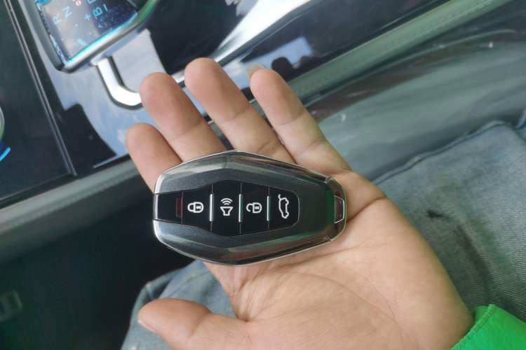 Used JETOUR X70 C-DM 2024 Landwind PRO 7-Seater
