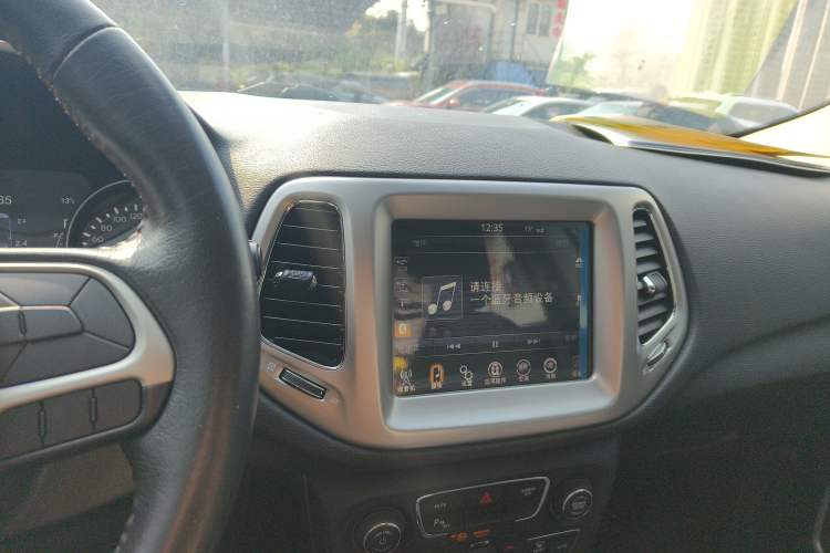 Used Jeep Compass 2017 200T Automatic Family Edition