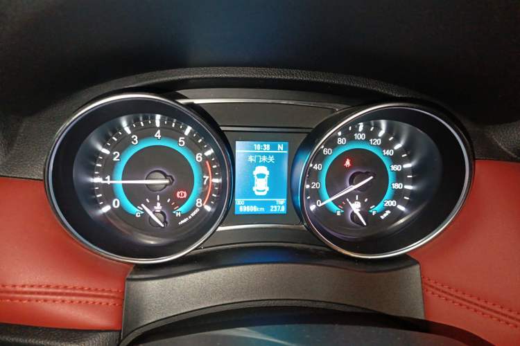 Used Haval H1 2015 1.5L AMT Luxury Model
