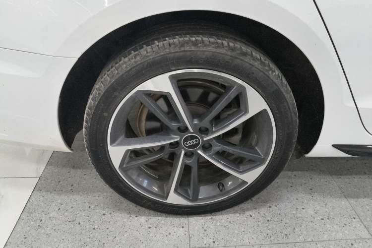 Used Audi A4L 2022 40 TFSI Fashion Dynamic Model