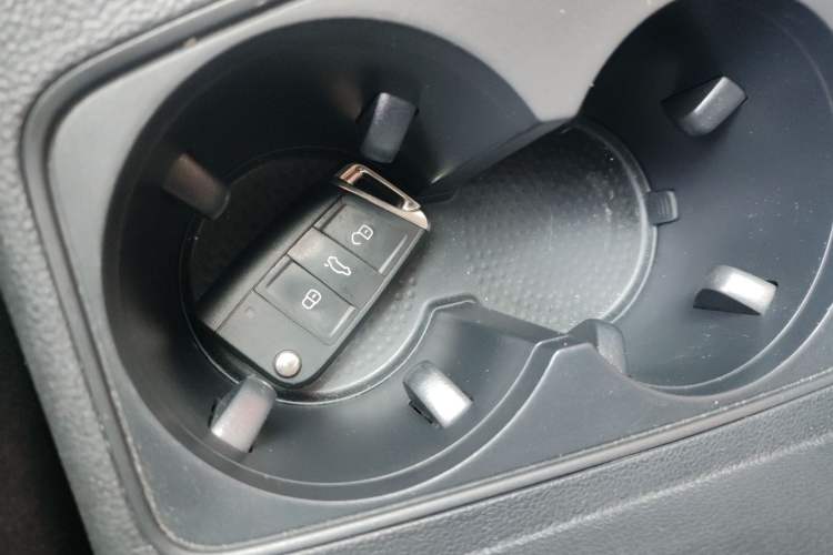 Used Volkswagen Tayron 2021 330TSI Two-Wheel-Drive 3rd Anniversary Limited Edition Vehicle Key