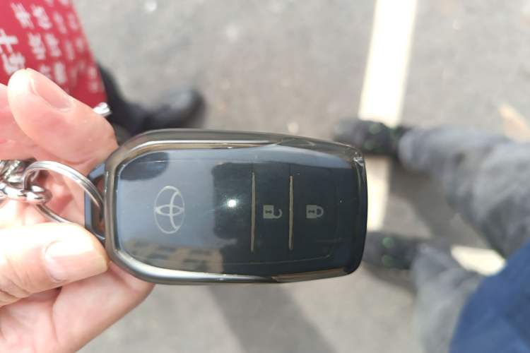 Used Toyota RAV4 2013 2.5L Automatic 4x4 Luxury Edition
