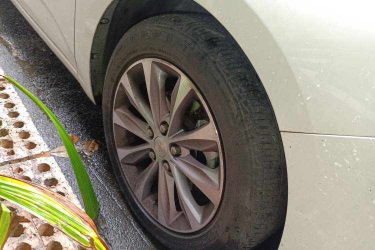 Used Chevrolet Monza 2021 320 Automatic Enjoyment Sunroof Edition