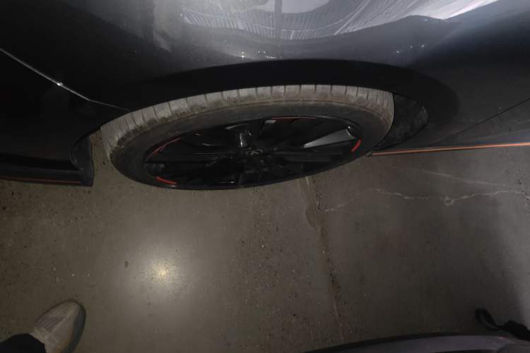 Used CHANGAN UNI-V 2025 Model Third-Generation 2.0T Dynamic Edition