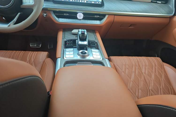 Used Tank 500 2023 3.0T Business Edition "Creation" Style 5 Seats