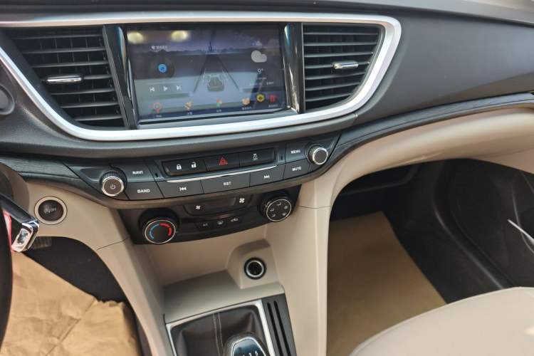 Used Buick GT 2018 15T Manual Elite Version China V Standard
