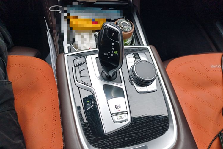 Used BMW 7 Series 2019 Restyled 740Li Leading Edition M Sport Package Gear Lever