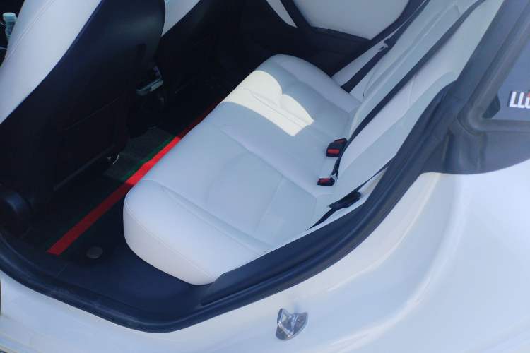 Used Tesla Model 3 2020 Refreshed Version Long-Range Rear-Wheel Drive Left Rear Seat