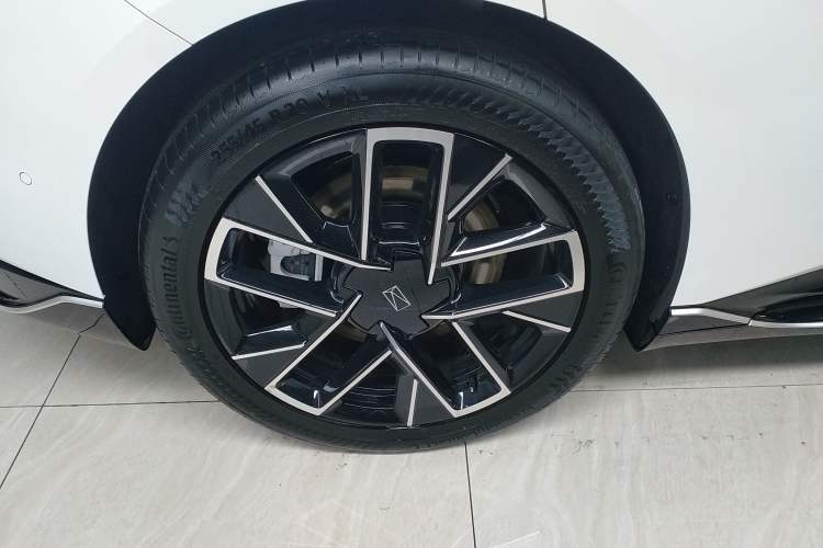 Used Avatr 06 2025 Ultra Pure Electric Edition