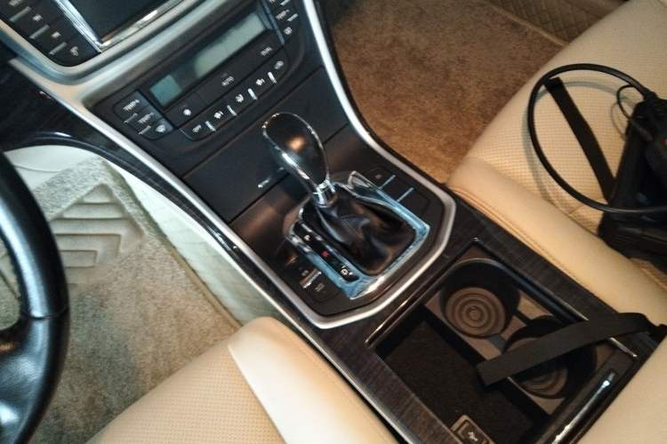 Used Changan Raeton 2014 1.8T Automatic Elite Anniversary Edition China IV Standard
