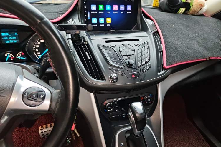 Used Ford Kuga 2013 1.6L GTDi Two-Wheel-Drive Trend Model