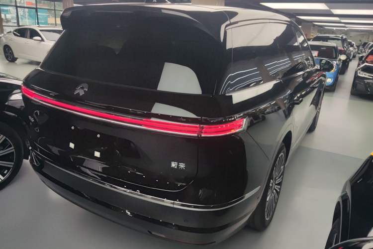 Used Nio ES8 2026 Model 7-seat Executive Luxury Edition Right Rear Taillight