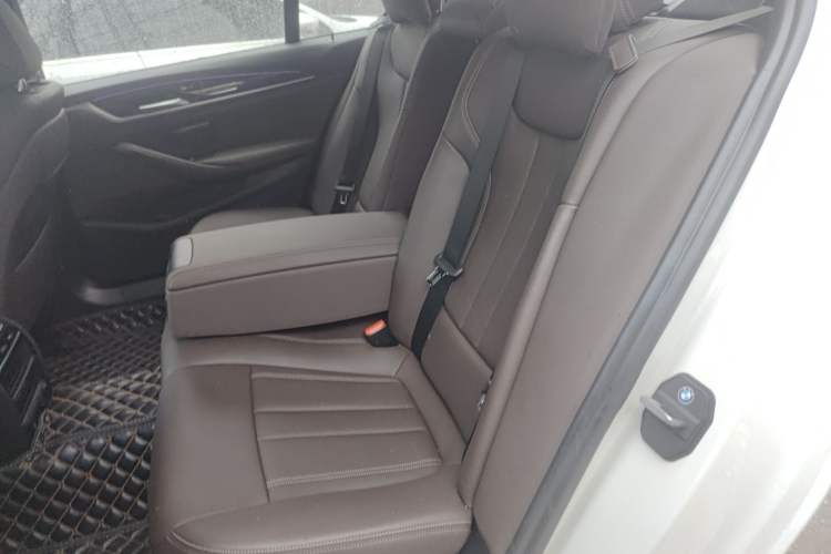 Used BMW 5 Series 2019 Restyled 525Li M Sport Package Left Rear Seat