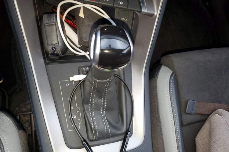 Used Audi Q3 2021 40 TFSI Fashion Dynamic Model Gear Lever