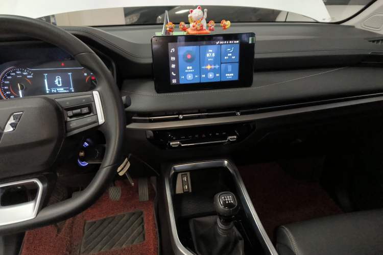 Used Wuling Jiachen 2022 1.5L Manual Comfort Edition