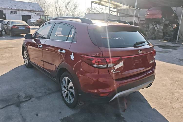 Used Kia KX Cross 2017 1.4L AT GLS
