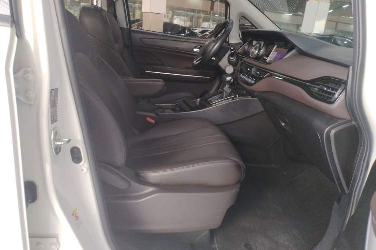 Used GAC Trumpchi M6 2019 270T DCT Luxury Edition (6-seater) China VI