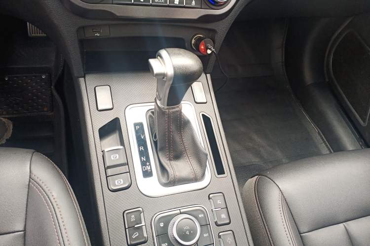Used Haval H6 Coupe 2018 Red-Label 1.5T Automatic Two-Wheel Drive Ultra-Luxury Model
