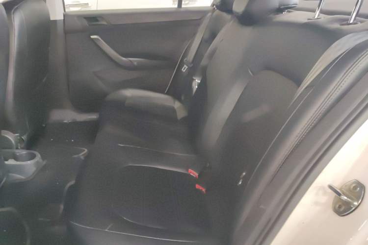 Used Volkswagen Santana 2021 1.5L Automatic Fashion Edition Left Rear Seat