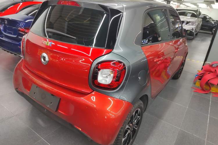 Used smart forfour 2016 1.0L 52 kW Passion Edition