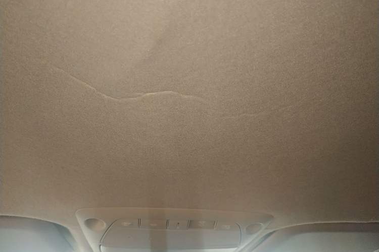 Used Dongfeng Ruichi 6 2020 EV model
