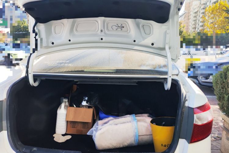 Used Kia K2 2012 Sedan 1.6L Automatic Transmission Premium Commemorative Edition
