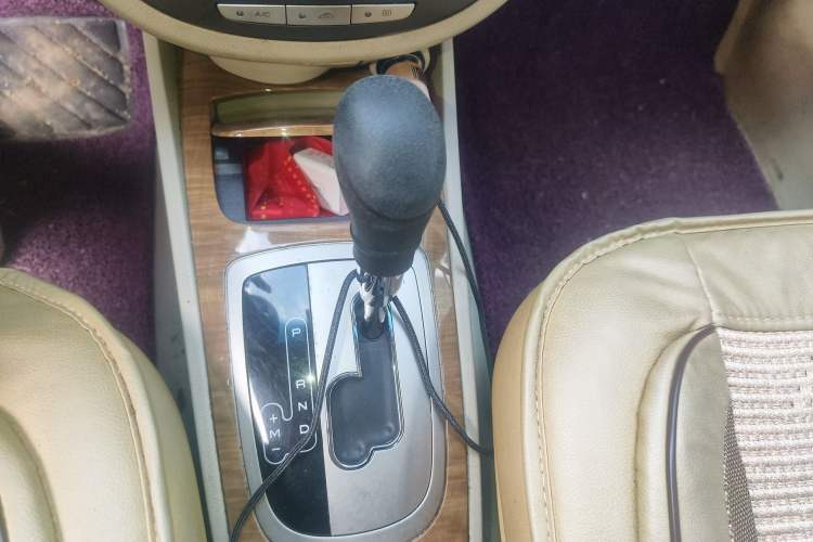 Used Buick Excelle 2015 1.5L Automatic Classic Model
