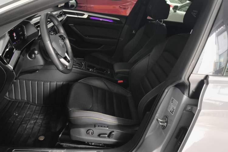 Used Volkswagen FAW-Volkswagen CC 2023 380TSI Striking Edition
