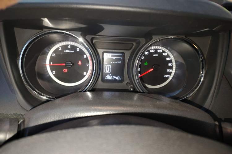 Used Dongfeng Aeolus A60 2016 1.5L Manual Luxury Version
