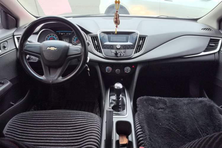 Used Chevrolet Cavalier 2016 1.5L Manual Enjoyment Edition Center Console