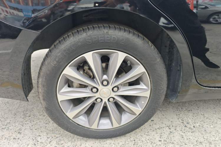 Used Chevrolet Monza 2022 320 Automatic Enjoyment Sunroof Version
