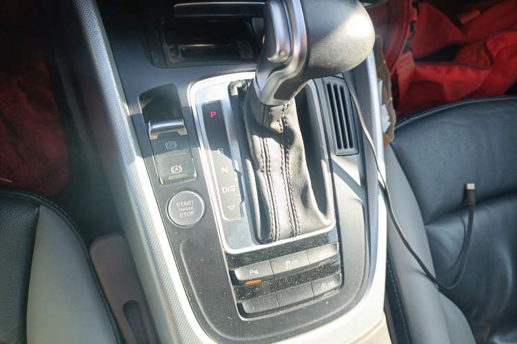 Used Audi Q5 2018 Collector's Edition 40 TFSI Technology Model