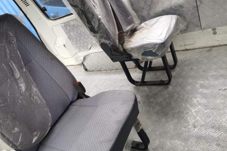 Used King Long Golden Way 2018 2.0L Business Series 4G20