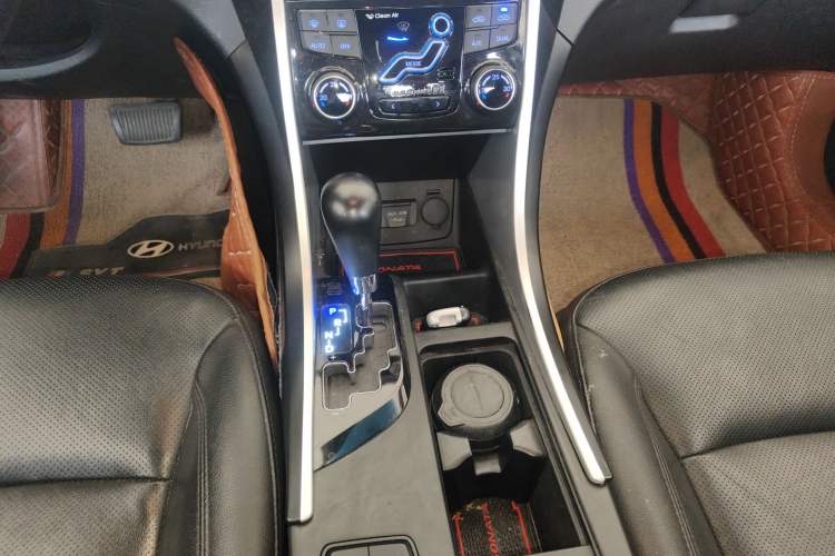 Used Hyundai Sonata 2015 Classic 2.0L Automatic Luxury Edition
