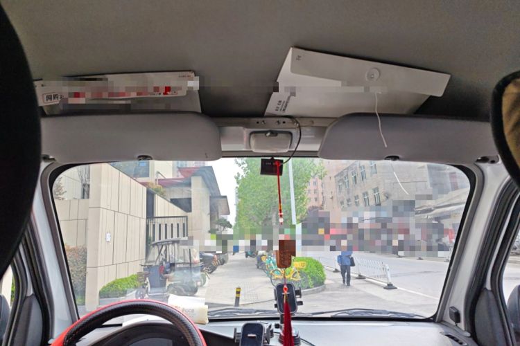 Used Wuling Rongguang 2021 1.5L Extended Basic Window-Sealed 5-Seat L3C Car Headliner