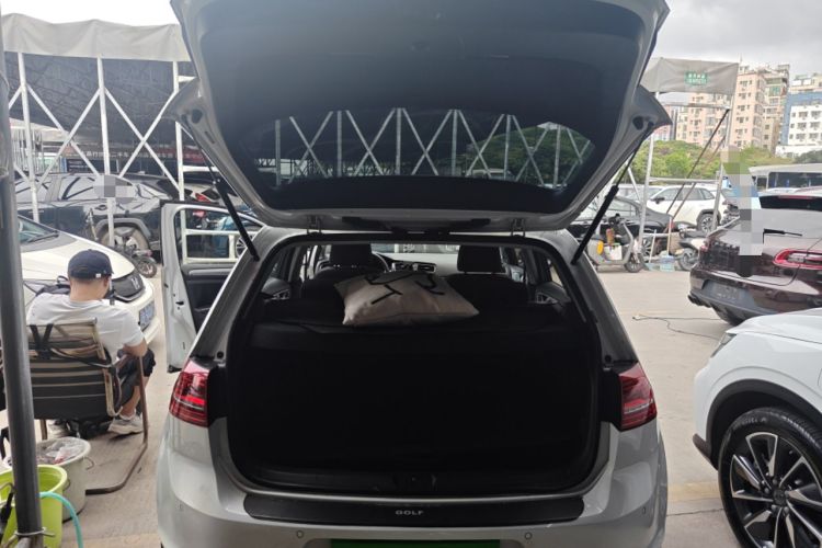 Used Volkswagen Golf 2017 230TSI Automatic Comfort Edition – Celebrating Milestone of One Million Units