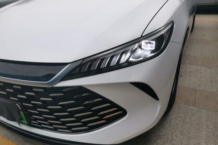 Used BYD Qin PLUS 2025 DM-i Smart Drive 55KM Leading Model
