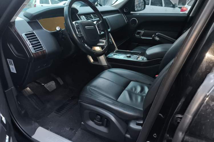 Used Land Rover Range Vogue 
