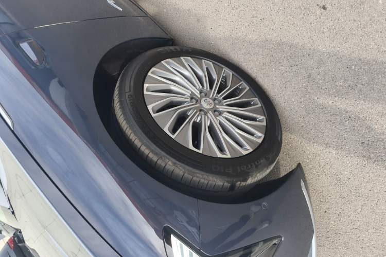 Used Buick L7 2025 Model Aivia