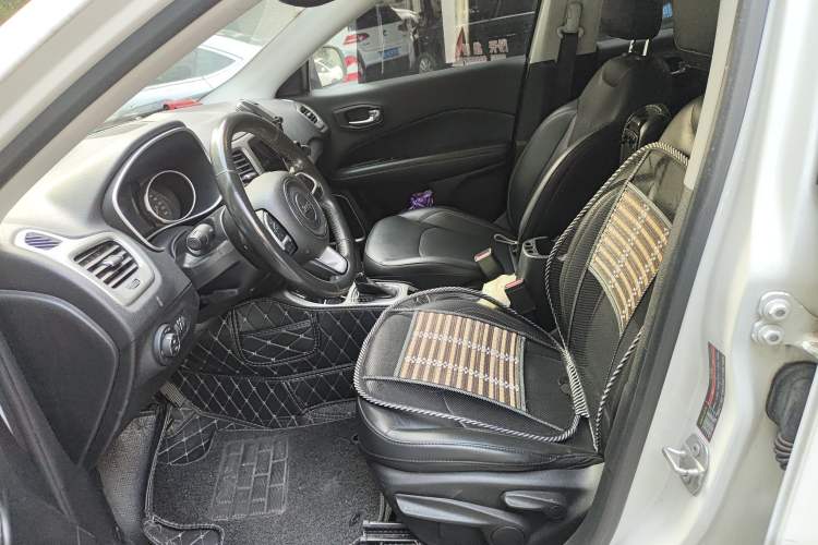 Used Jeep Compass 2017 200T Automatic Family Edition